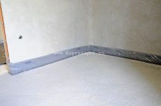 шумоизоляционная отсечка стяжки от стен